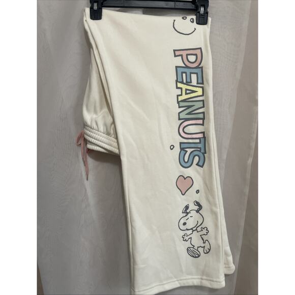 Peanuts Pants - Women's‎ XL Peanuts Snoopy Sweatpants Drawstring Almond Lounge Pants Soft